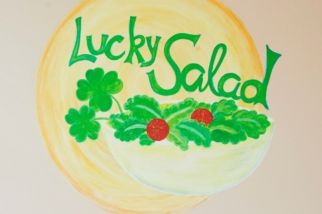 Lucky Salad Salatbar Restaurant in Bochum Kurt Schumacher Platz 7
